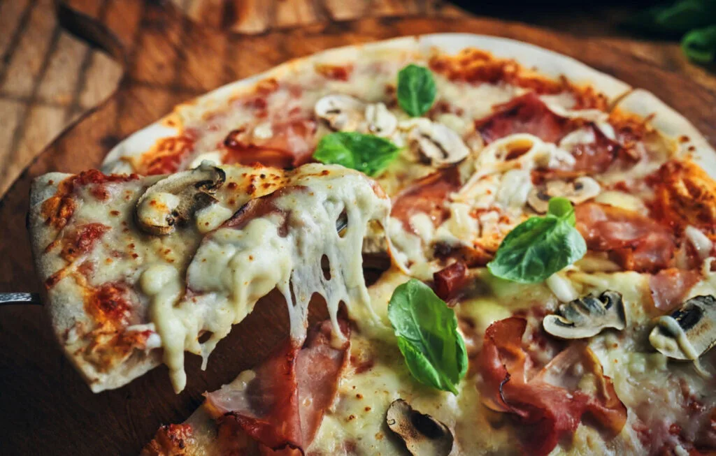 Zufriedene Kunden – Happy Pizza Wagen